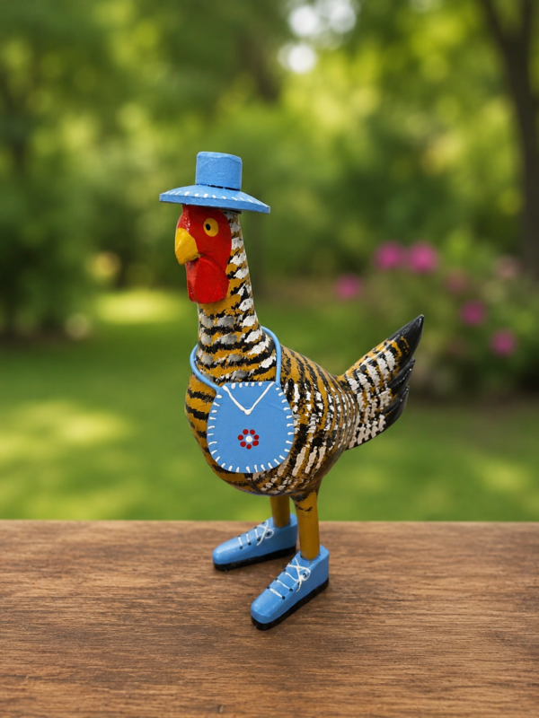 Galinha com Botas Decorativo em Madeira Maciça